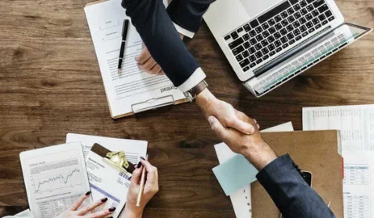 How Can PRO Services Simplify Your Business Setup and Compliance?